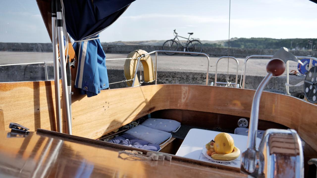 ホテル "Om" Yacht ニダ エクステリア 写真